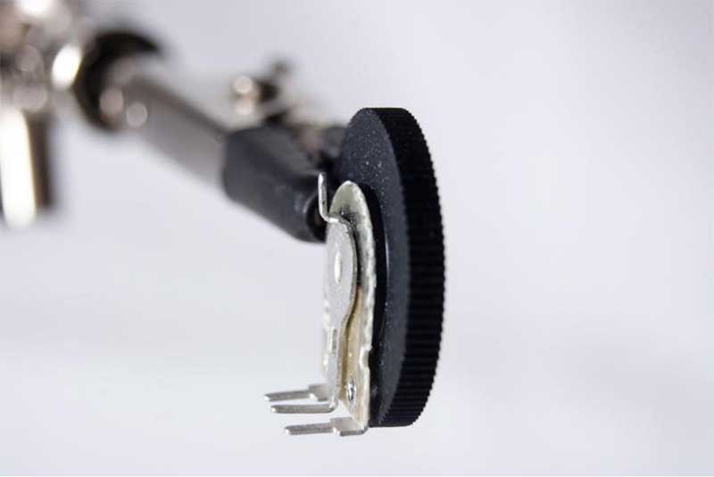 Now we’re ready for the five thumbwheels